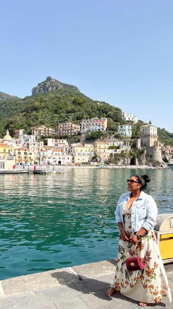 Foto de perfil da Dra. Mayara Lima depois da Lipo Papada Florianopolis-SC